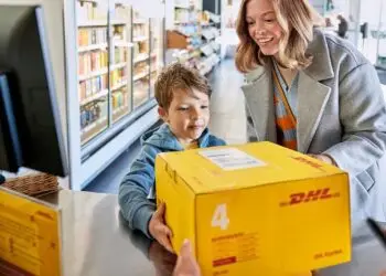 DHL Paket Abgabe in der Filiale